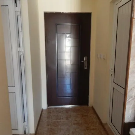 Dunav Apt.2 *