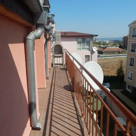 Apartment Dunav Apt.2 Rawda